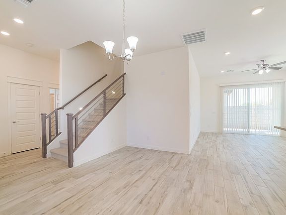5th image of 16028 N 74th Ln