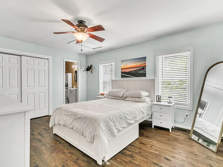 304 Wales Cir — Photo 8