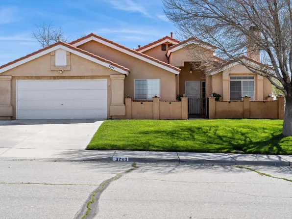 3240 Carnation St, Rosamond, CA 93560