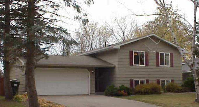 1st image of 512 13th Ave S