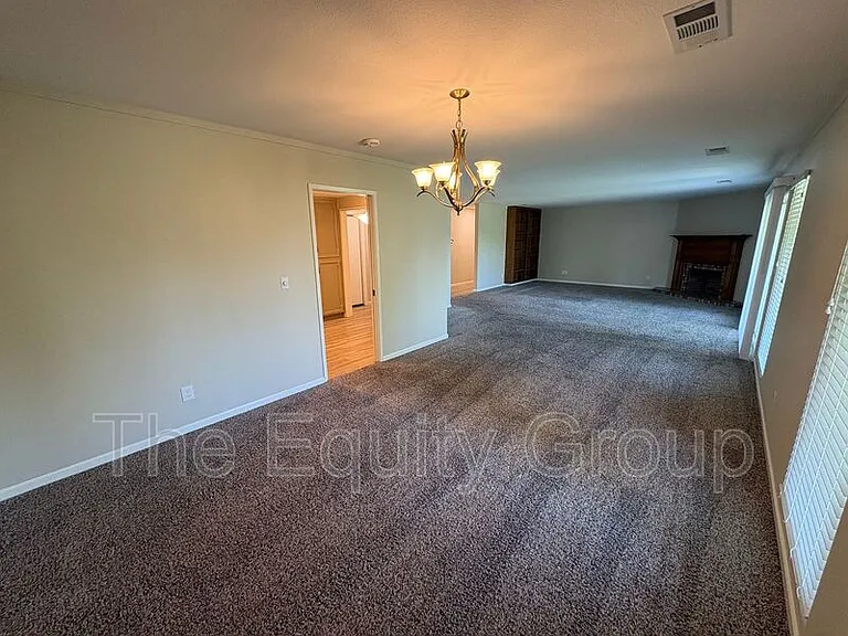 4230 W Grove Ct — Photo 23