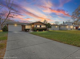 25425 Catalina St, Southfield, MI