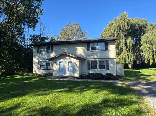 751 Washington St, Spencerport, NY 14559