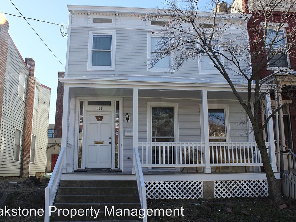 1st image of 917 W Clay St
