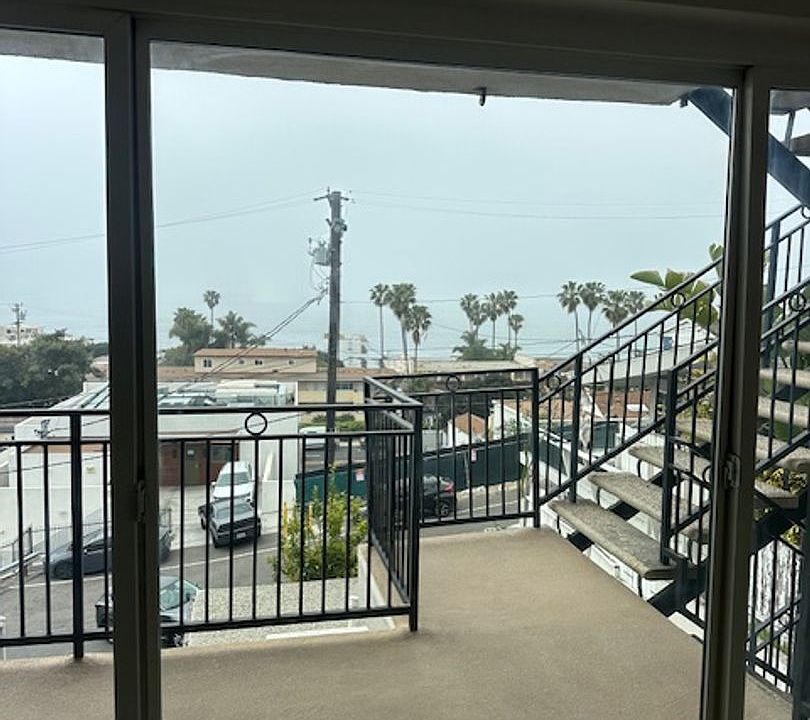 1st image of 671 Glenneyre St #6