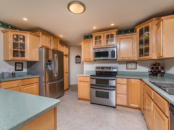 3rd image of 53030 Cobus Woods Ct