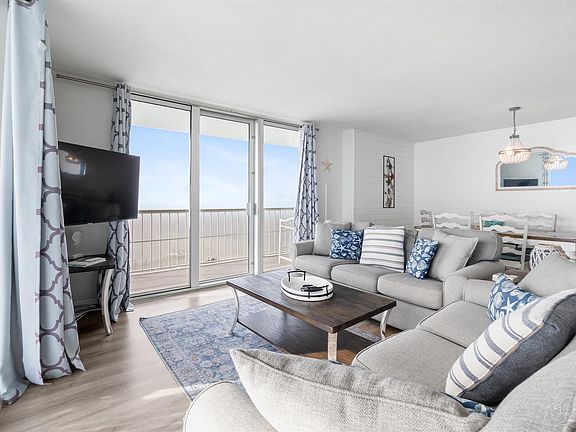 4th image of 1200 Fort Pickens Rd APT 13B