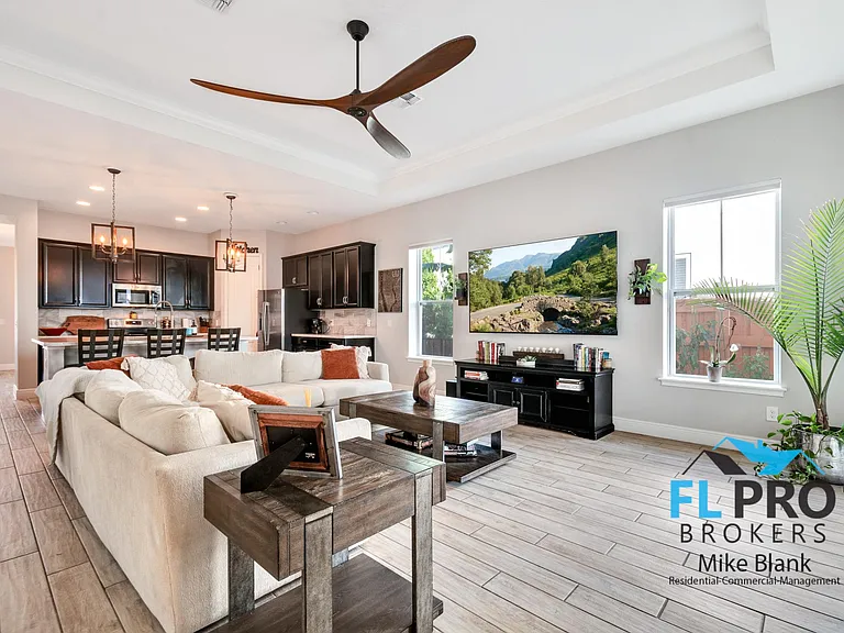 13321 Beebe Aly — Photo 14
