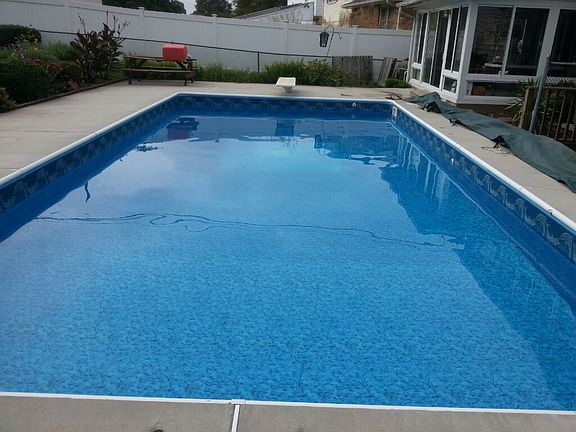4th image of 2651 Whitman Dr