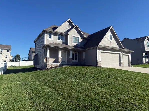 5008 Waterford Ave, Bellevue, NE 68133