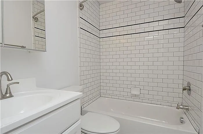 1128 25th St NW — Photo 12
