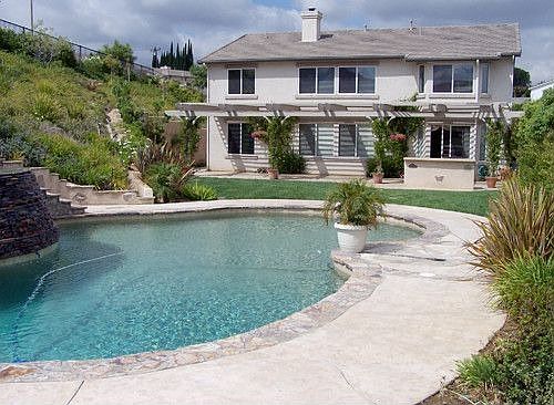 1st image of 1046 Laurel Fig Dr