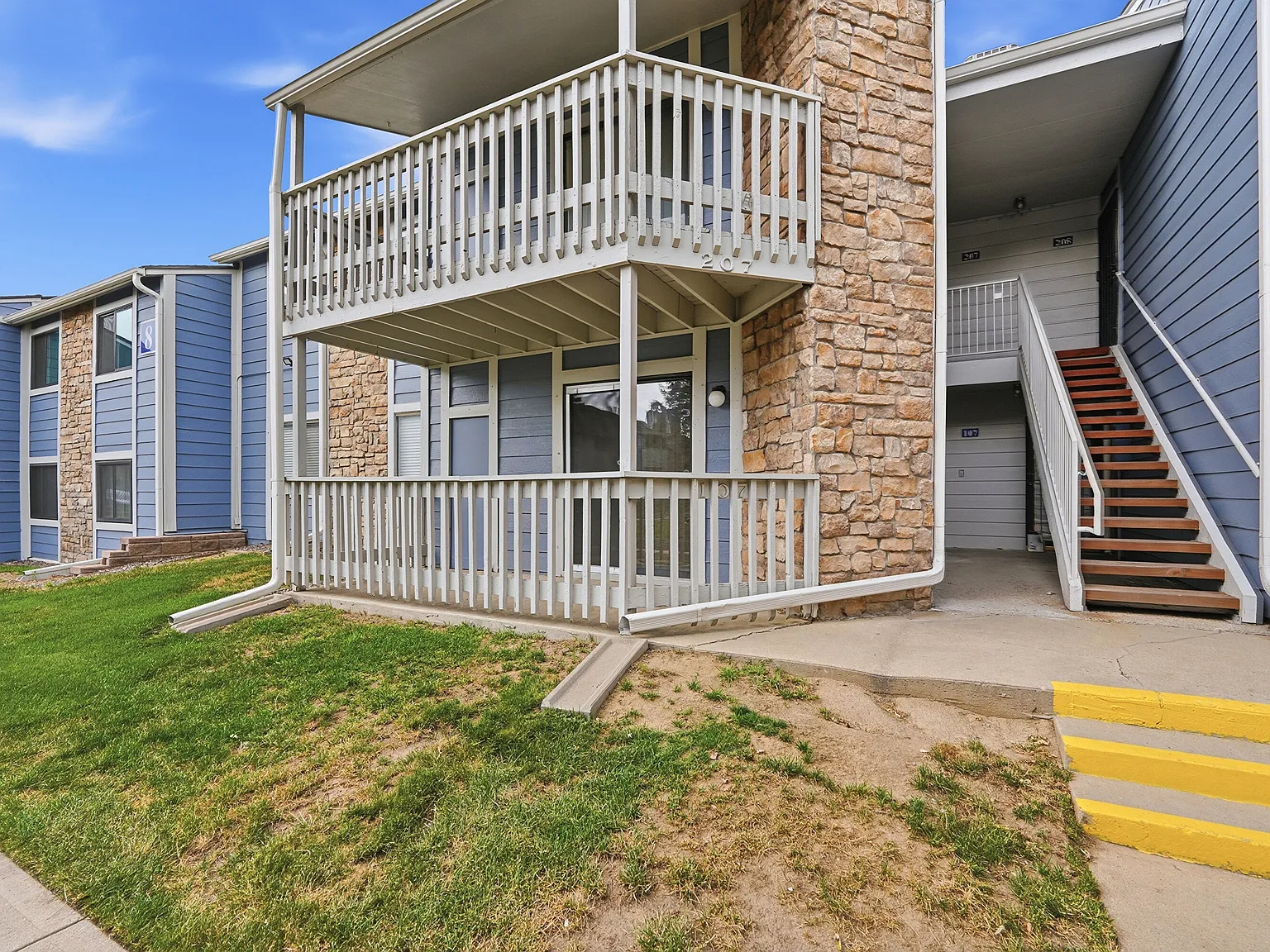 8335 Fairmount Dr — Photo 1