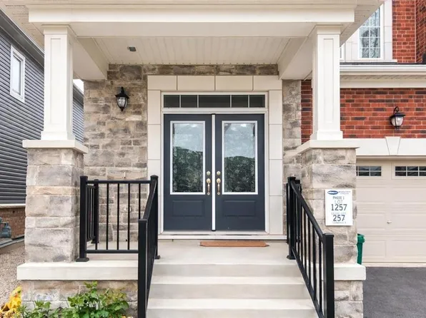 112 Forestwalk St, Kitchener, ON N2R 1P6
