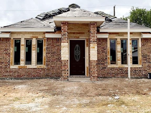 2nd image of 1017 Zelda Ave