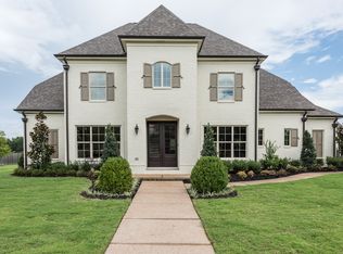120 Saunders Creek Dr, Rossville, TN 38066
