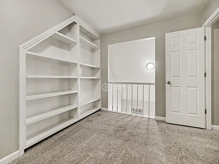 1209 Wynford Colony SW — Photo 11