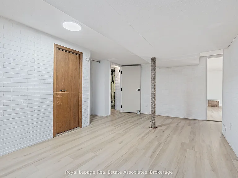 18 Shelley St — Photo 7
