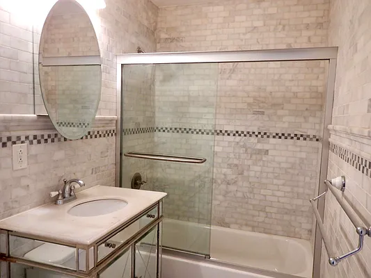 Rented by Realty Collective | media 9