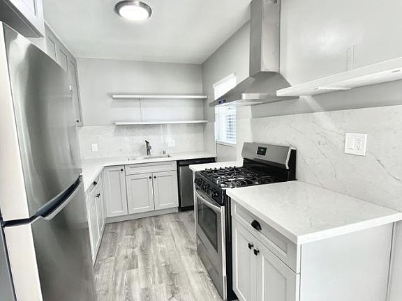 2nd image of 433 Nebraska Ave APT 5
