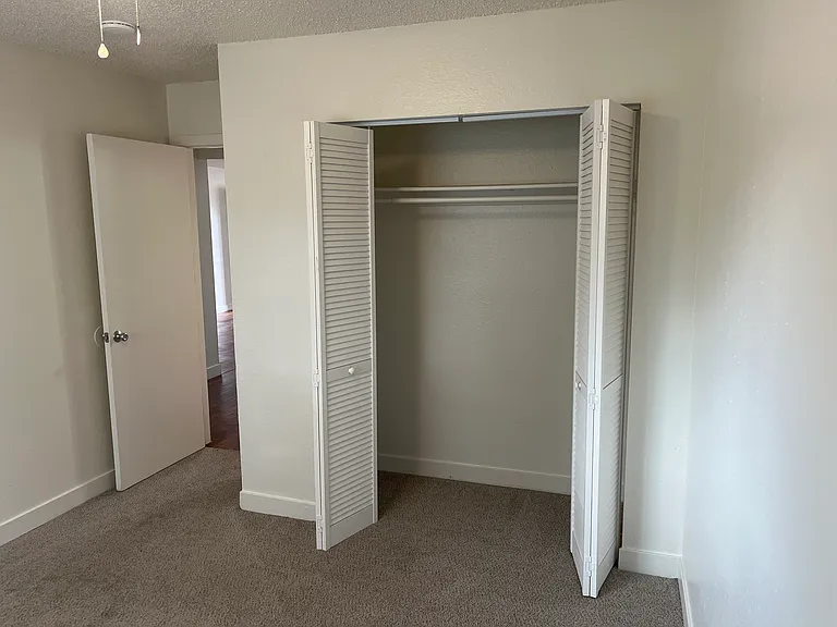 1221 Yarrow St #110 — Photo 6