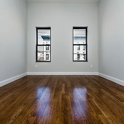 Rented by Nooklyn NYC LLC | media 52