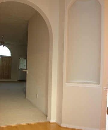 Entrance - Beautiful Niche