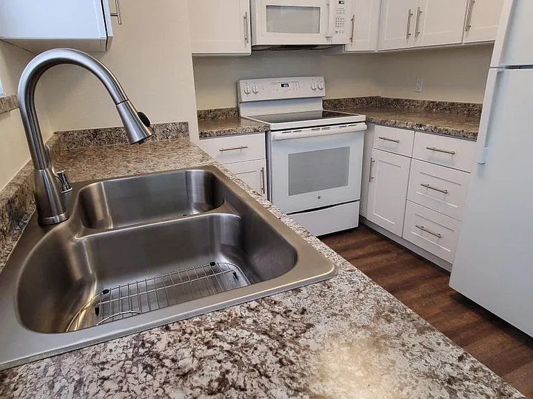 The Landings Edge at Lemoore — Photo 89