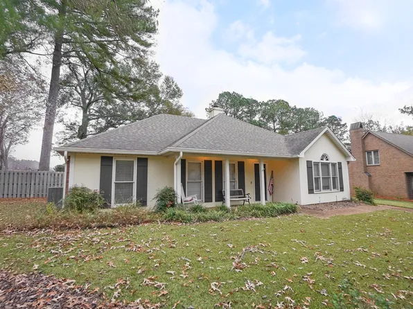 325 Mockingbird Ln, Madison, MS 39110