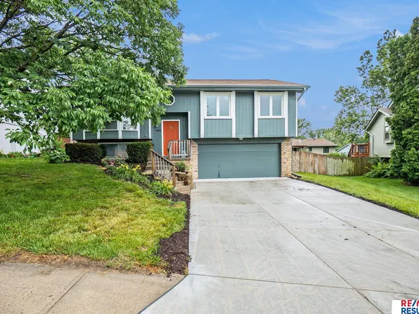 8165 Clay St, Omaha, NE 68122