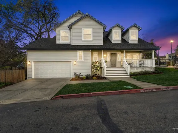 4939 Windsor Village Ln, Fair Oaks, CA 95628