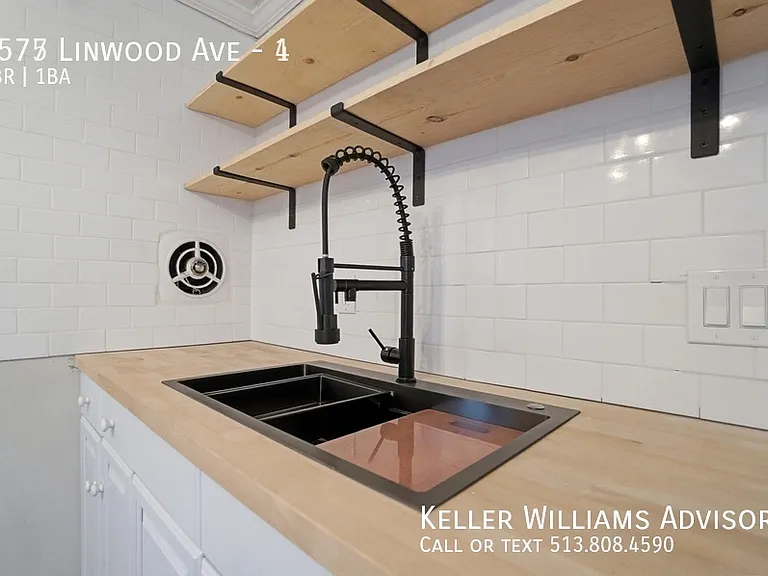 3575 Linwood Ave #4 — Photo 9