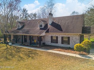 11901 Ridgeland Rd, Vancleave, MS 39565