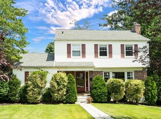 1 Norma Pl, Scarsdale, NY 10583