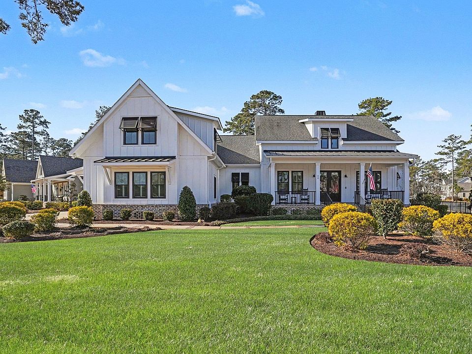 1st image of 20 Pigeon Forge Ct.