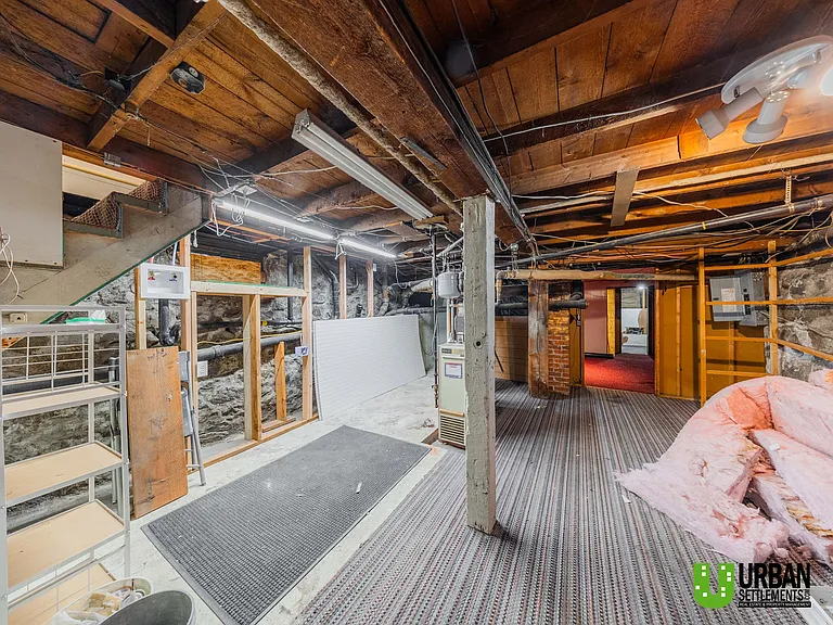 724 E Ermina Ave — Photo 26