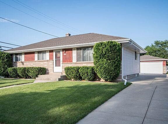 2nd image of 6526 S 22nd St