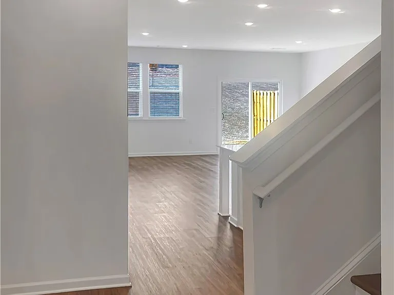 109 Milledge Commons Dr — Photo 5