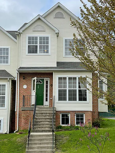 24 Schenck Ave Photo 1