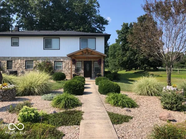 4258 N South Dr, Quincy, IN 47456