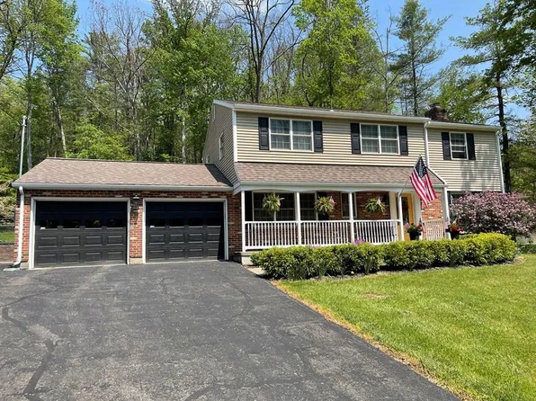 15 Chatfield Pl E, Painted Post, NY 14870