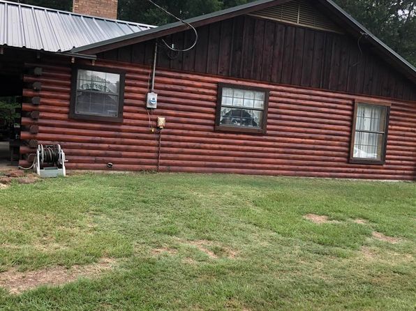 3762 N County Road 111, New London, TX 75682