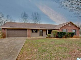 106 Coppersmith Cir, New Market, AL 35761