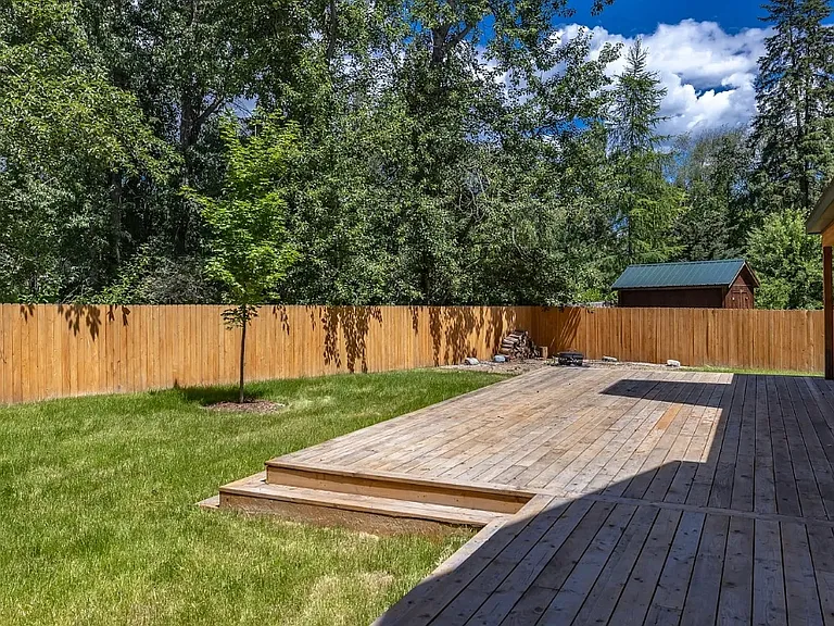 Wedgewood Ln — Photo 42