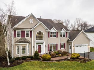 31 Saint Ebbas Dr, Penfield, NY 14526