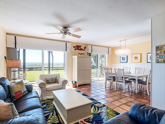 Great Room, Gulf View