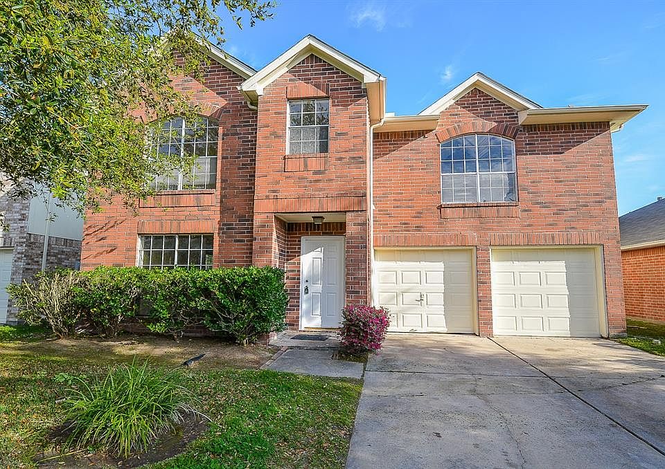 1st image of 15714 Clayton Bend Dr