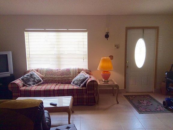 4th image of 5459 Chicory Ln