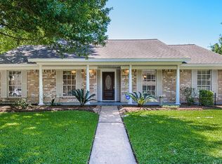 4326 Long Grove Dr, Seabrook, TX 77586