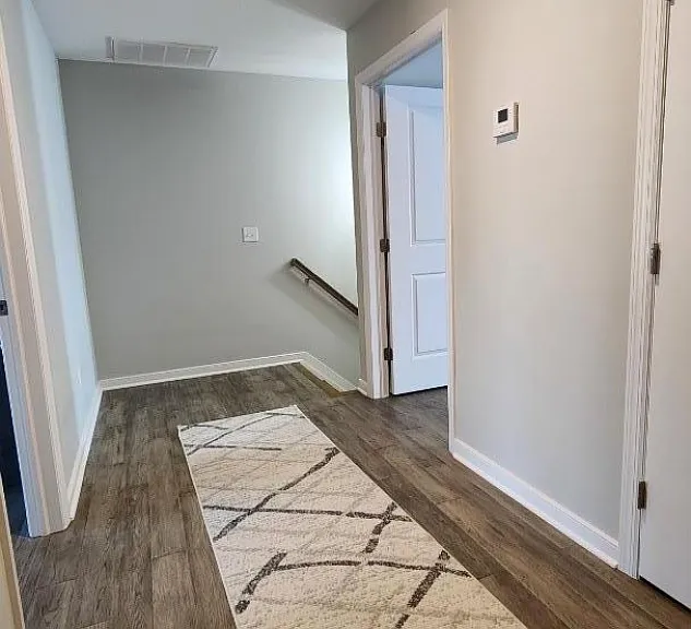 4 Joseph Dr — Photo 15
